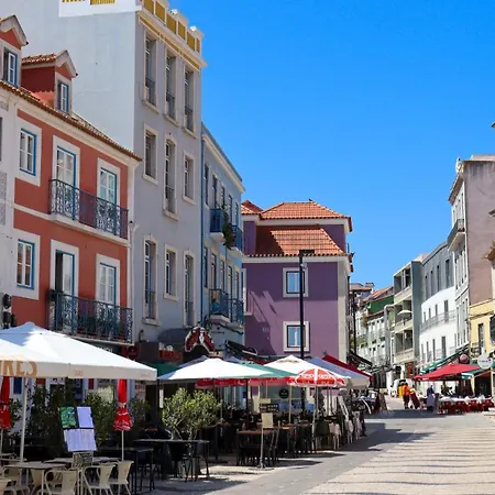Cacilhas Riverside Lisbon 公寓 *